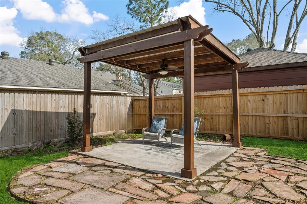 19702 Sweet Forest Lane, Humble, Texas image 30