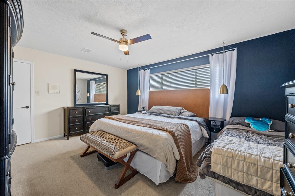 19702 Sweet Forest Lane, Humble, Texas image 18