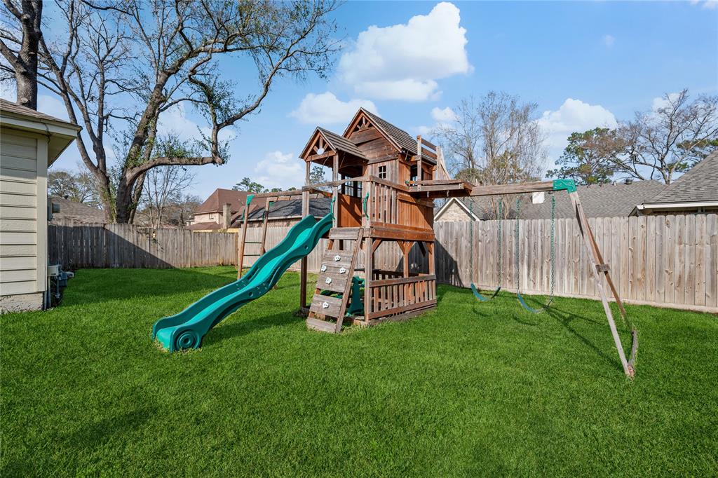 19702 Sweet Forest Lane, Humble, Texas image 31