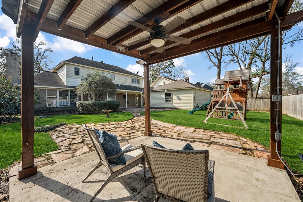 19702 Sweet Forest Lane, Humble, Texas image 28