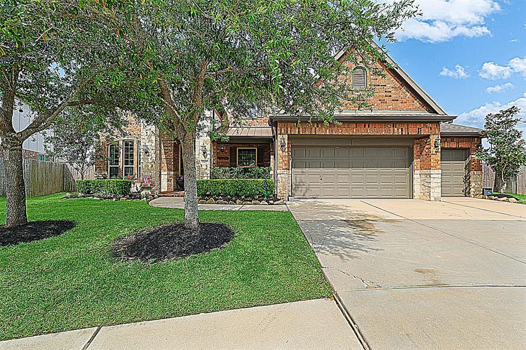 listing image 0