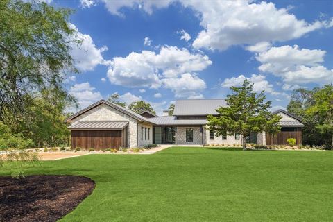 102 Labrador Lane Columbus TX 78934