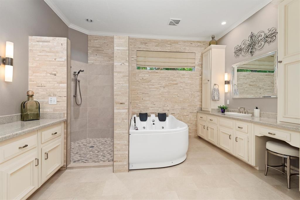 16022 Stewarts Grove Drive, Spring, Texas image 24