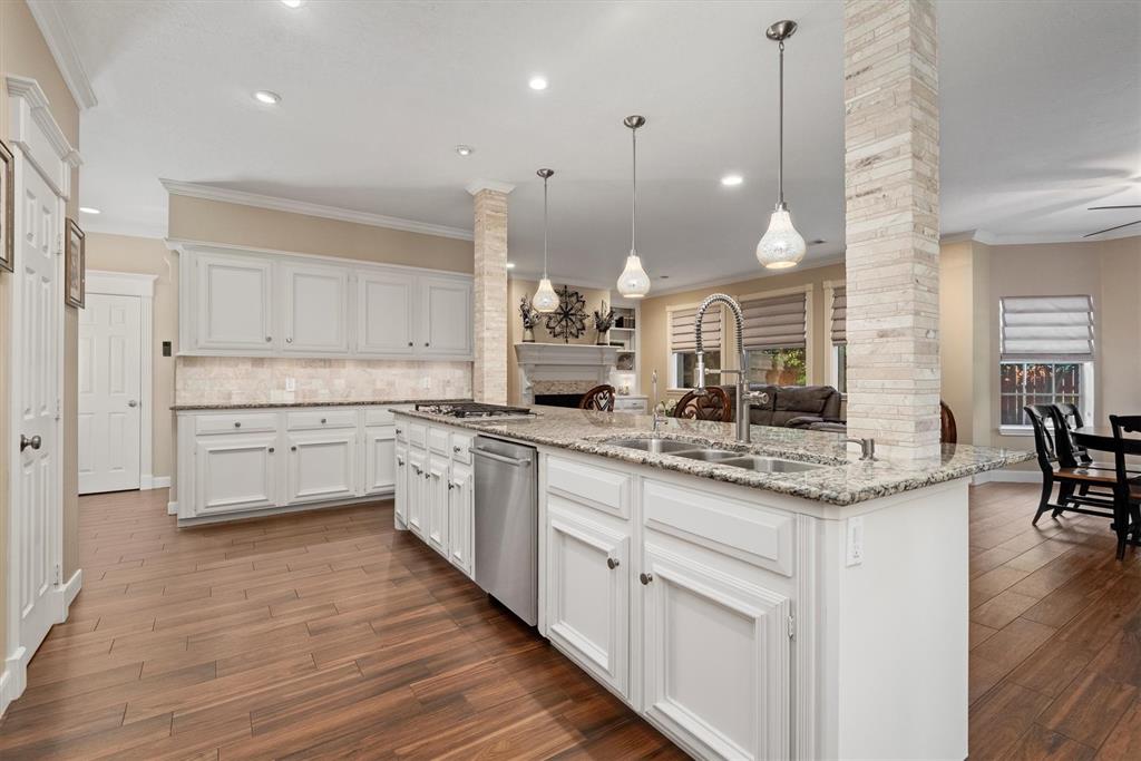 16022 Stewarts Grove Drive, Spring, Texas image 12