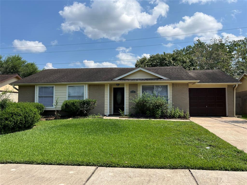 2503 Ironclad Drive, League City, Texas image 1