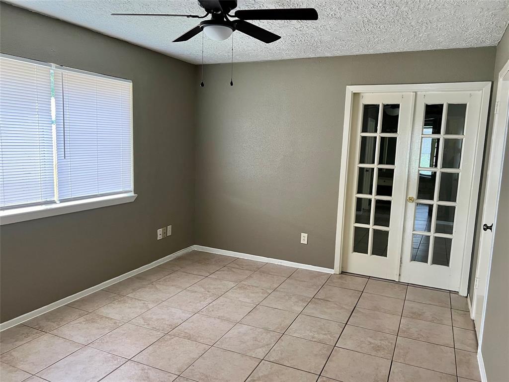 2503 Ironclad Drive, League City, Texas image 19