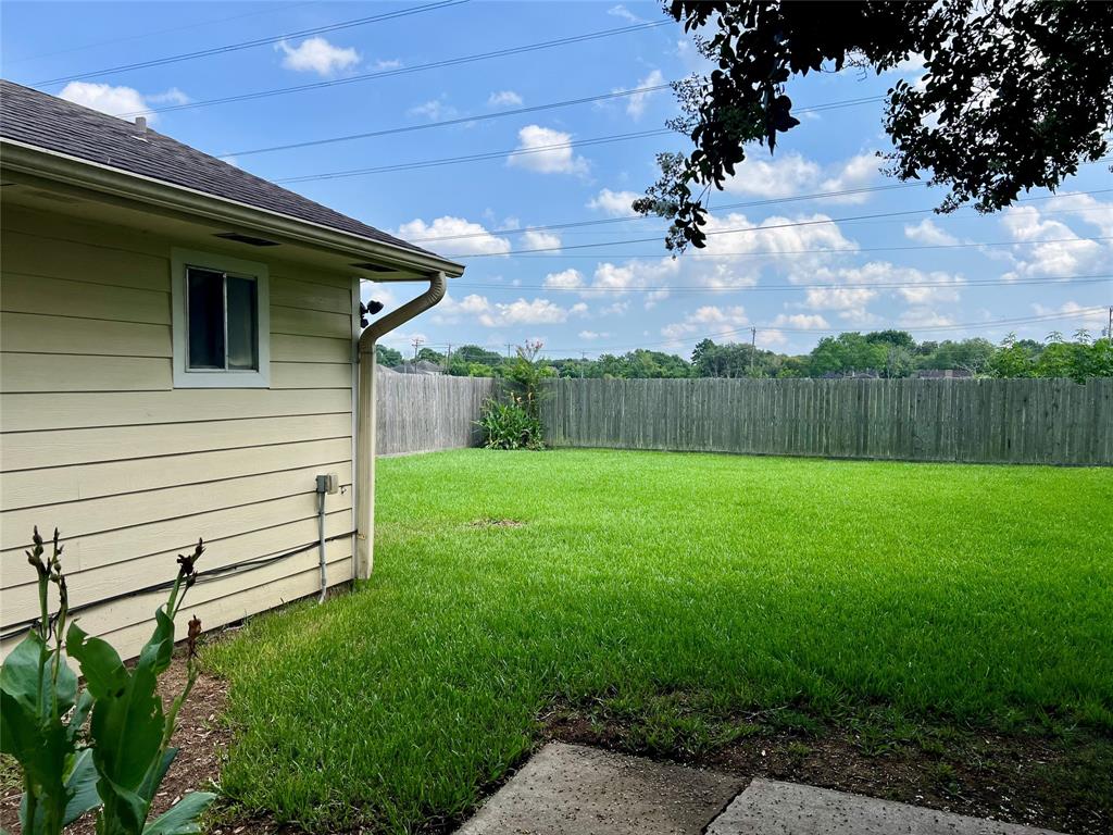 2503 Ironclad Drive, League City, Texas image 29