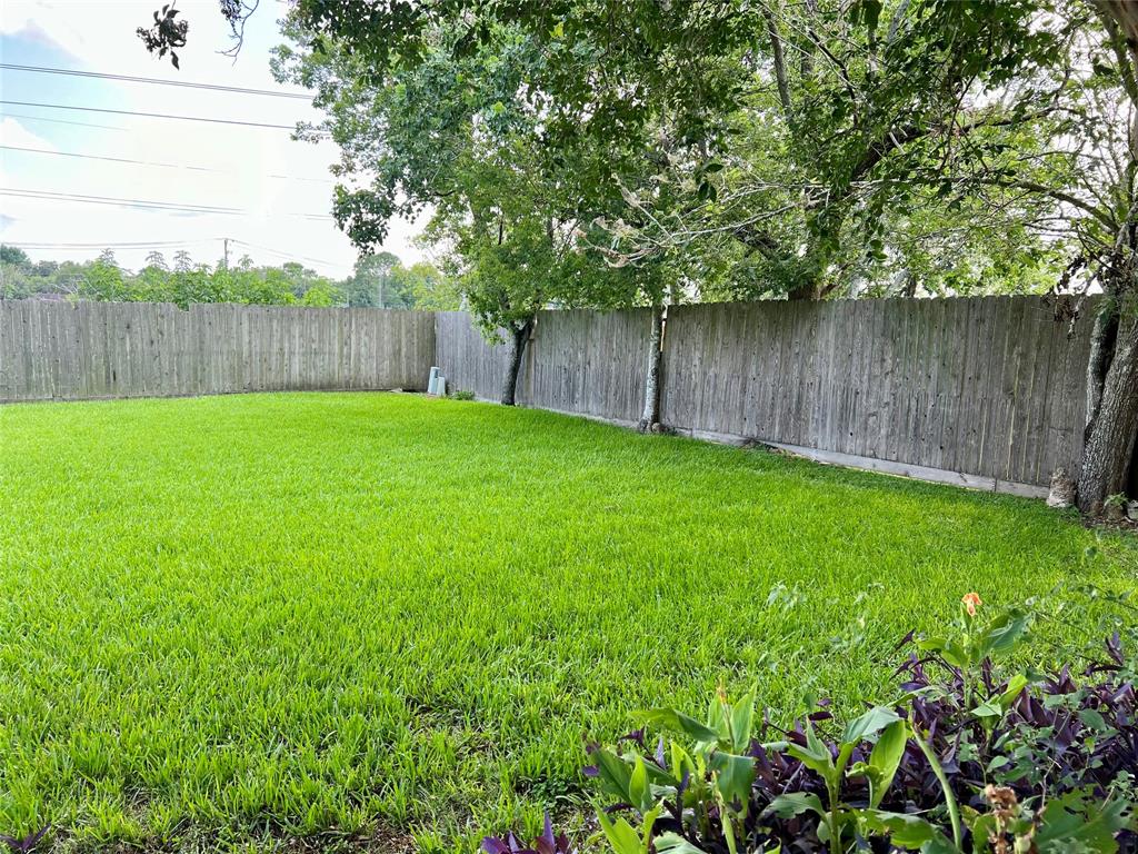 2503 Ironclad Drive, League City, Texas image 30