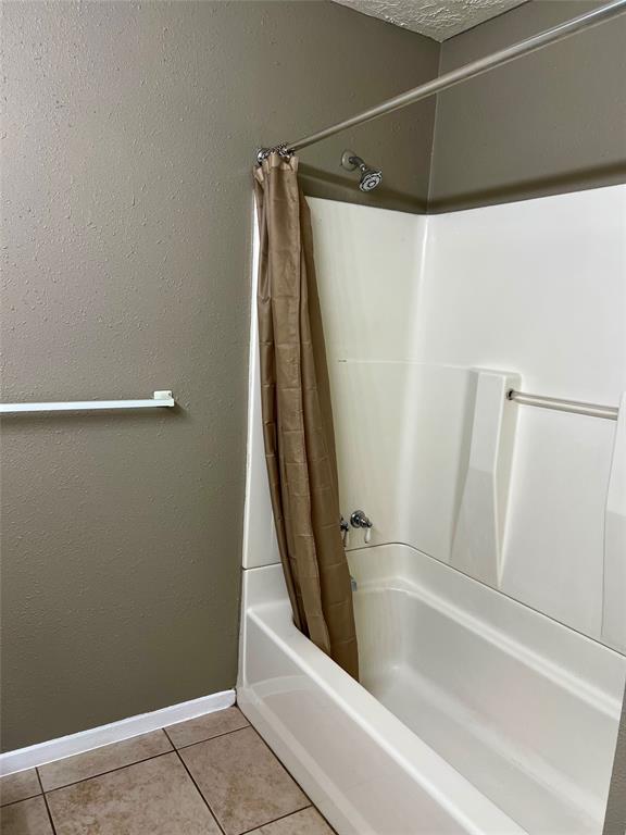 2503 Ironclad Drive, League City, Texas image 14