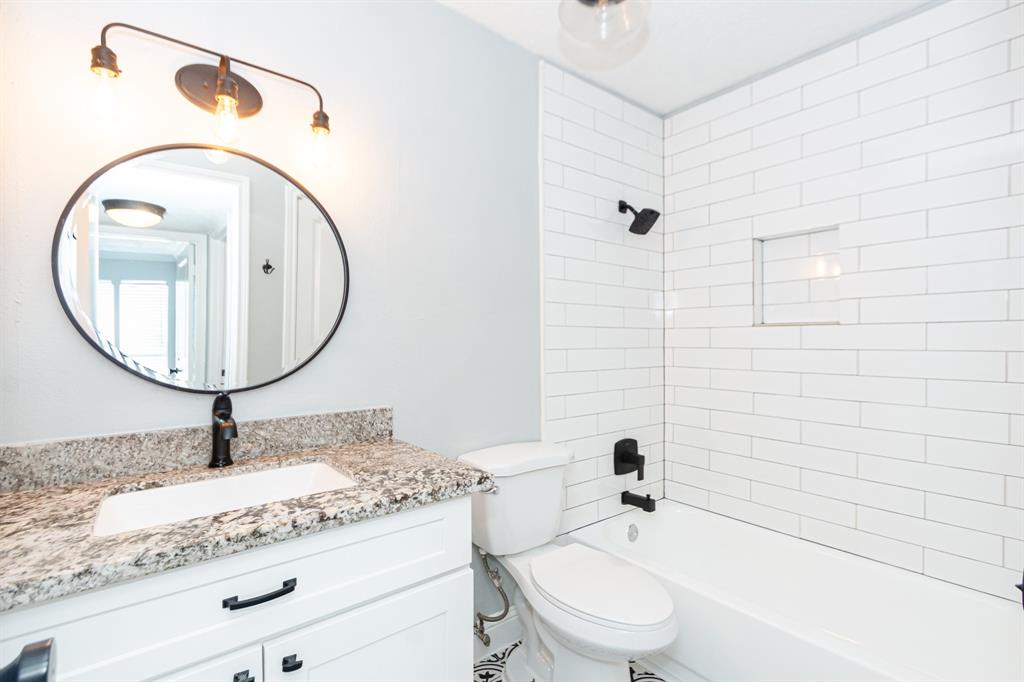 3919 Fairmont Parkway #238, Pasadena, Texas image 11