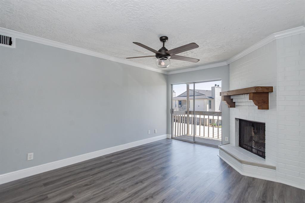 3919 Fairmont Parkway #238, Pasadena, Texas image 3