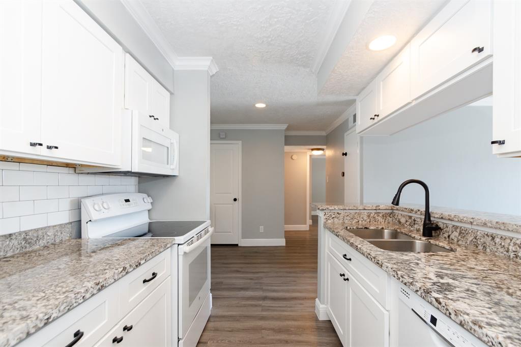 3919 Fairmont Parkway #238, Pasadena, Texas image 6