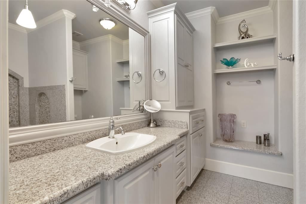 409 Hunters Lane, Friendswood, Texas image 35
