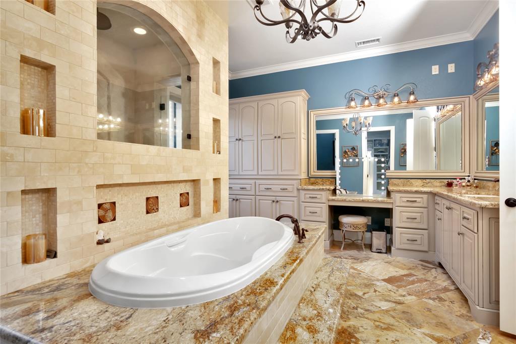 409 Hunters Lane, Friendswood, Texas image 30