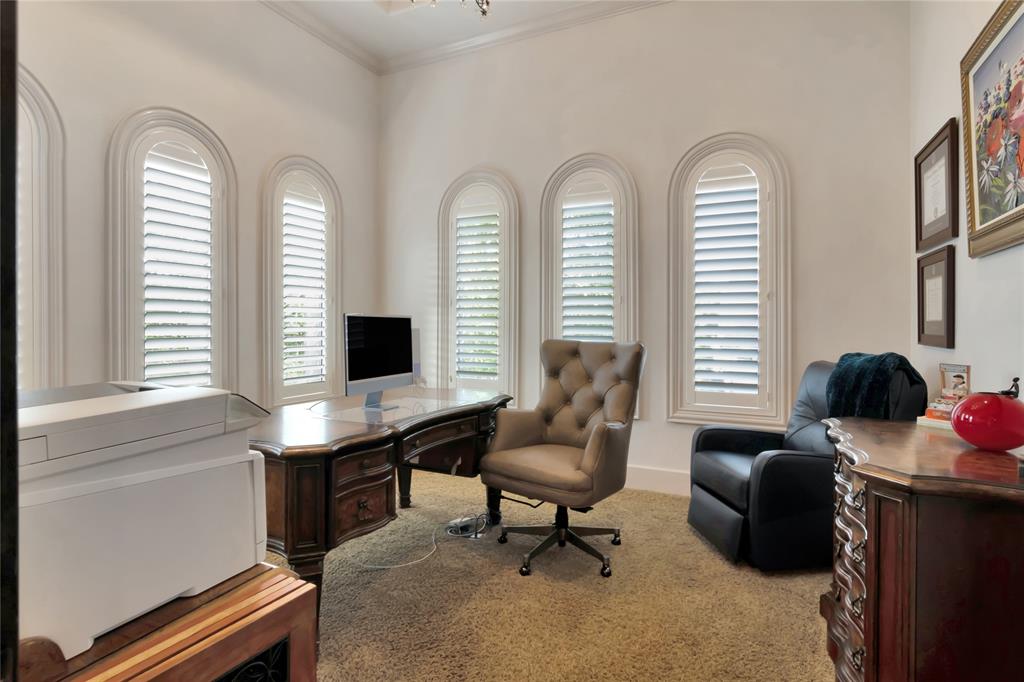 409 Hunters Lane, Friendswood, Texas image 42