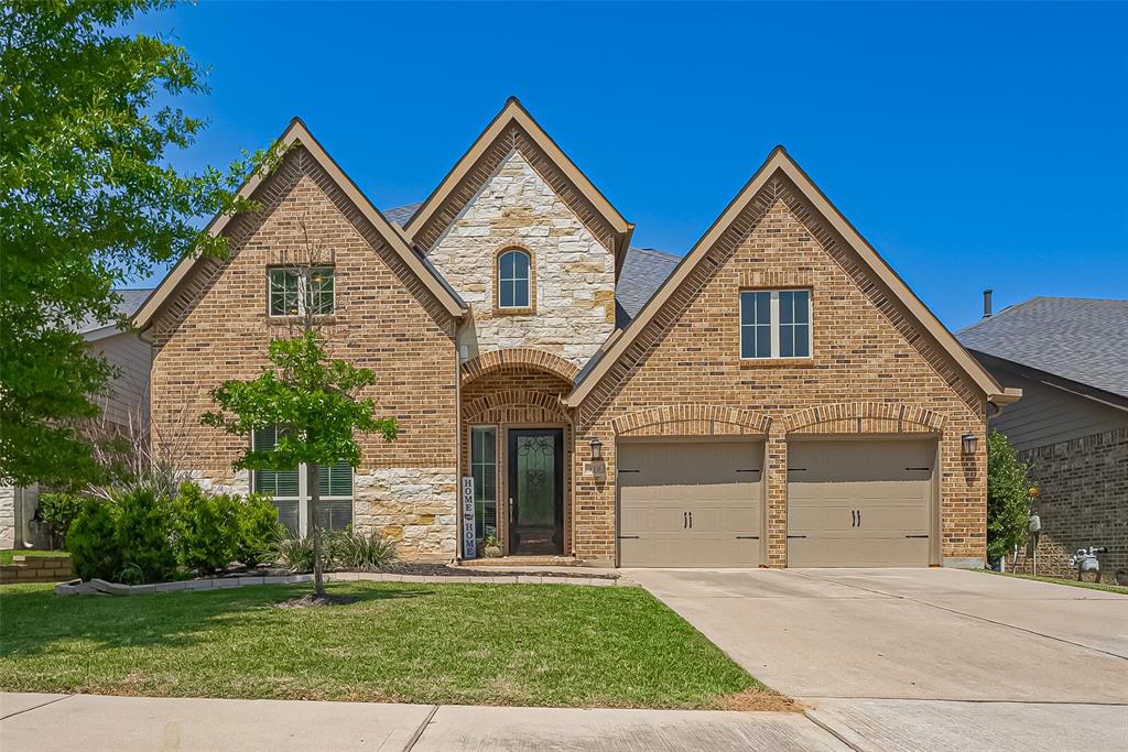 110 Deerchase Drive, Conroe, Texas image 1