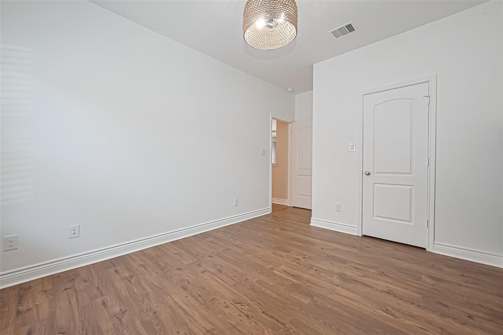 110 Deerchase Drive, Conroe, Texas image 35