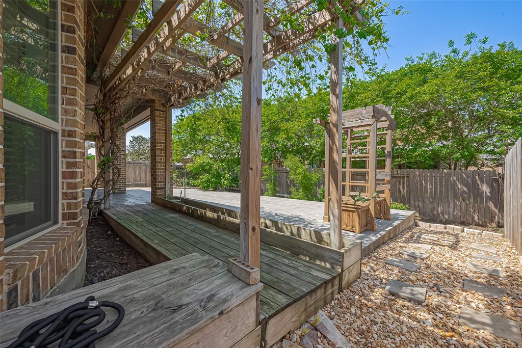 110 Deerchase Drive, Conroe, Texas image 47