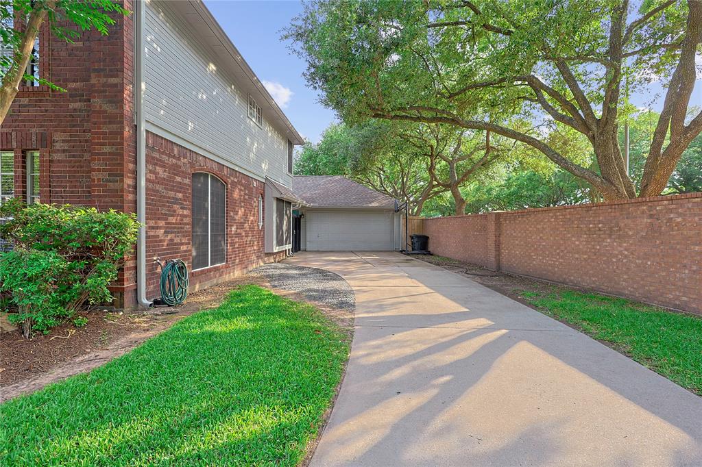 12915 Birch Falls Road, Houston, Texas image 28