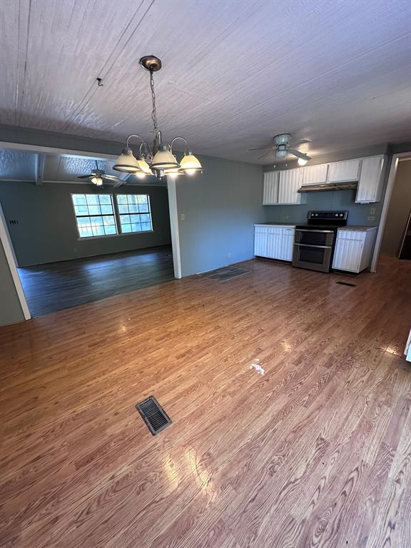 14189 Shadow Bay Drive, Willis, Texas image 11