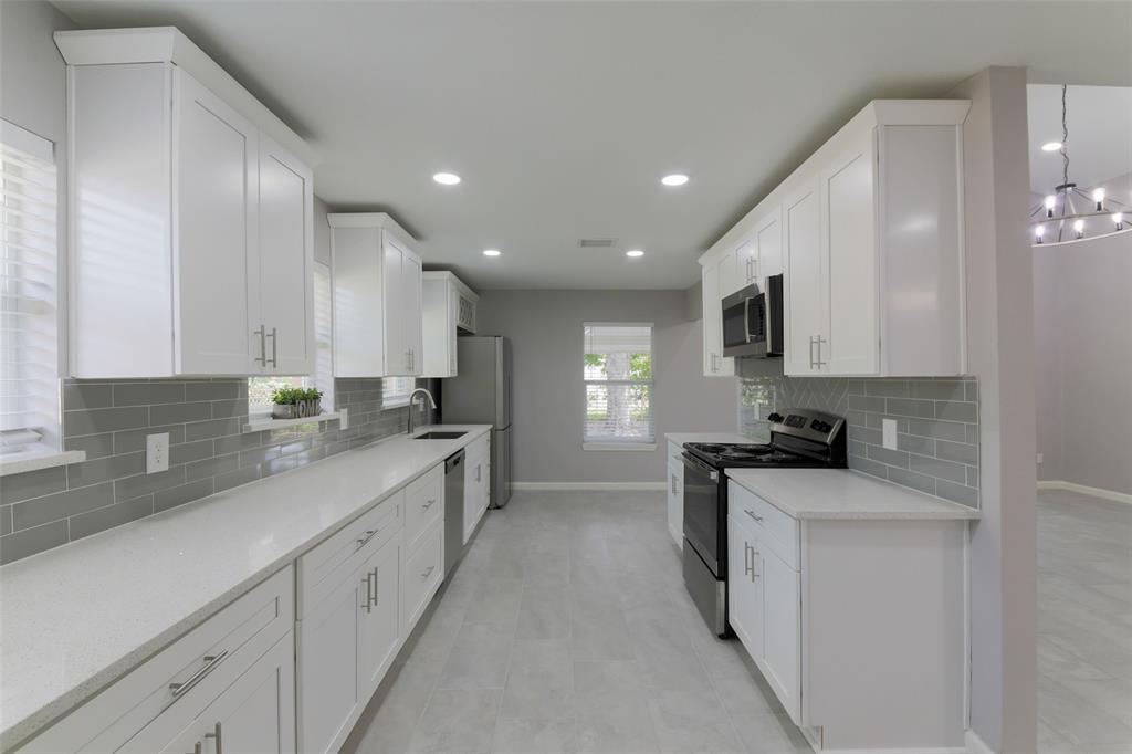 3605 Barberry Drive, Houston, Texas image 11