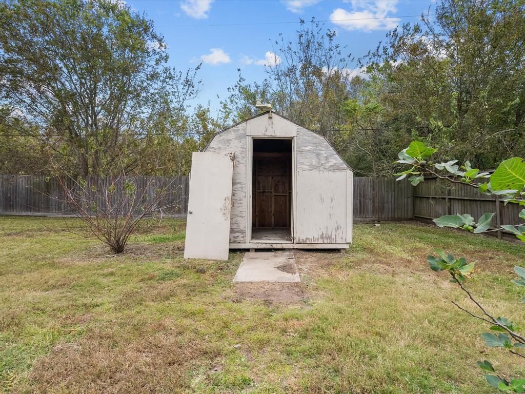 314 Lantana Drive, Texas City, Texas image 33