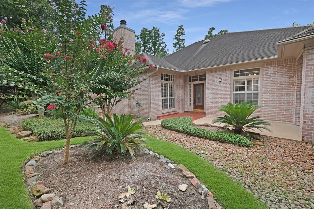 102 S Castlegreen Circle