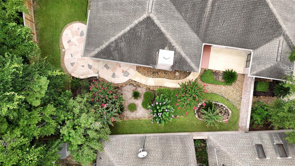 102 S Castlegreen Circle
