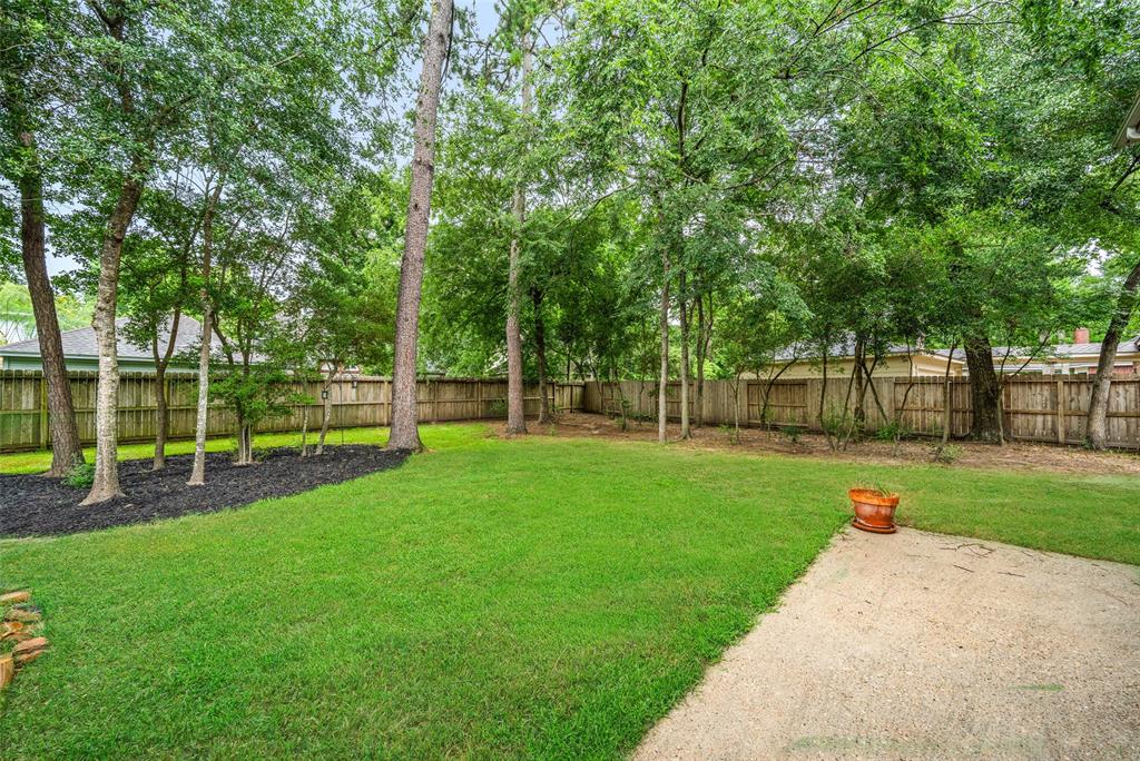 15 S Duskwood Place, The Woodlands, Texas image 28