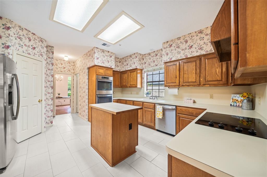 15 S Duskwood Place, The Woodlands, Texas image 15