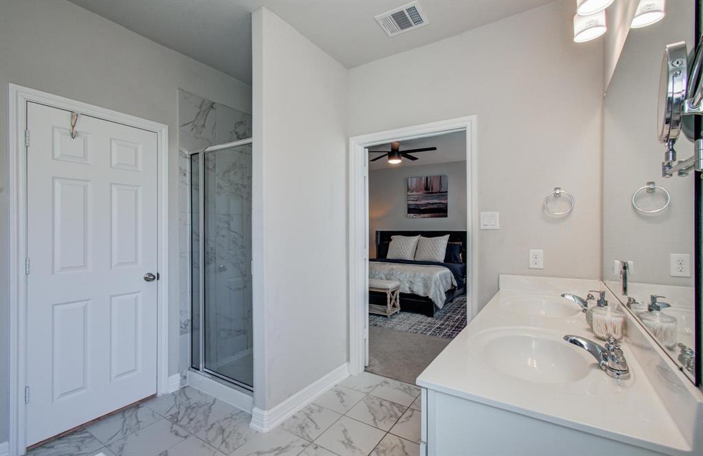 10317 Russell Pines Drive, Rosharon, Texas image 30