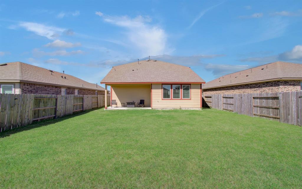 10317 Russell Pines Drive, Rosharon, Texas image 32