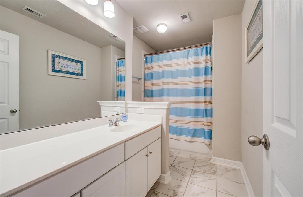 10317 Russell Pines Drive, Rosharon, Texas image 23