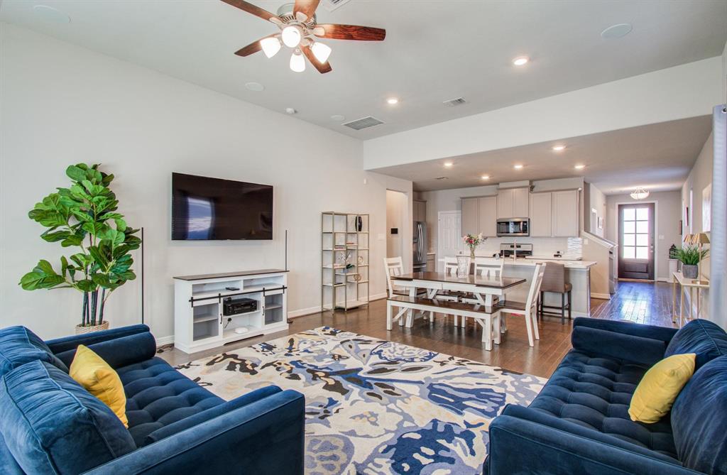 10317 Russell Pines Drive, Rosharon, Texas image 12
