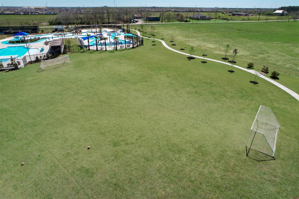 10317 Russell Pines Drive, Rosharon, Texas image 40