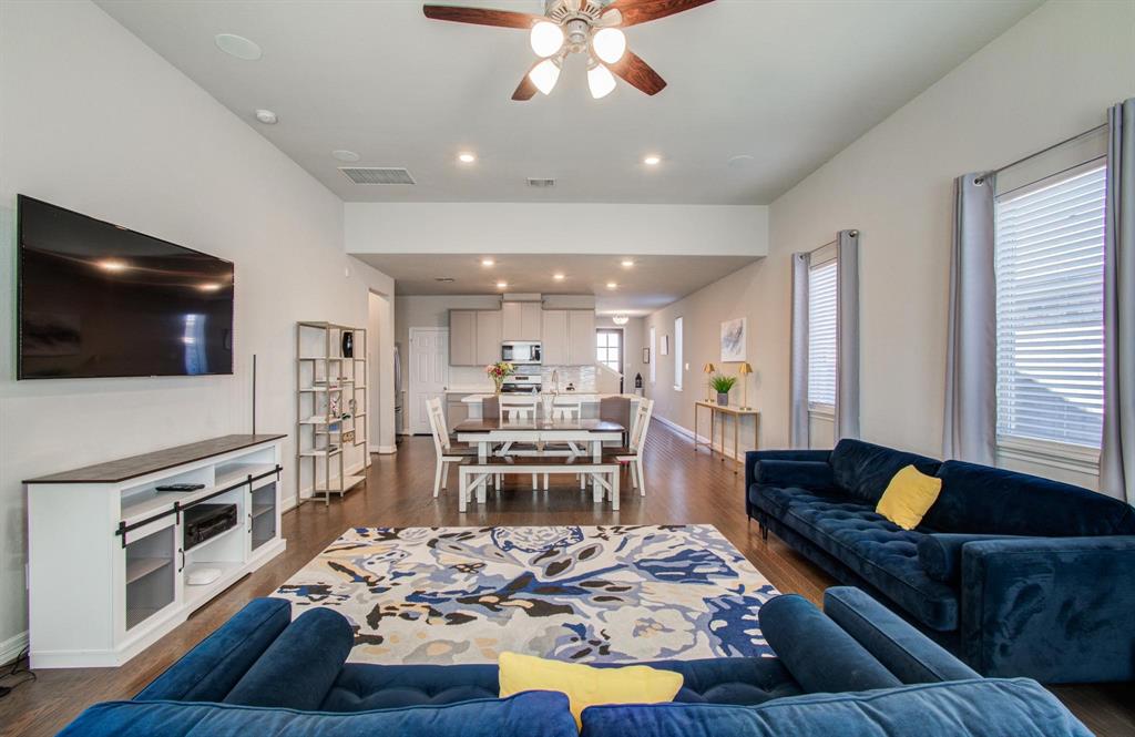 10317 Russell Pines Drive, Rosharon, Texas image 13