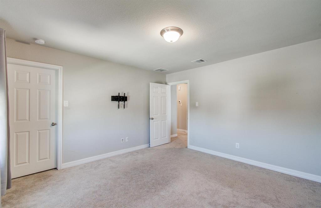 10317 Russell Pines Drive, Rosharon, Texas image 22