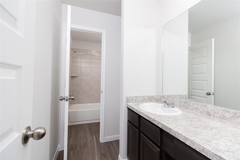 16920 Hazelnut Drive, Conroe, Texas image 24