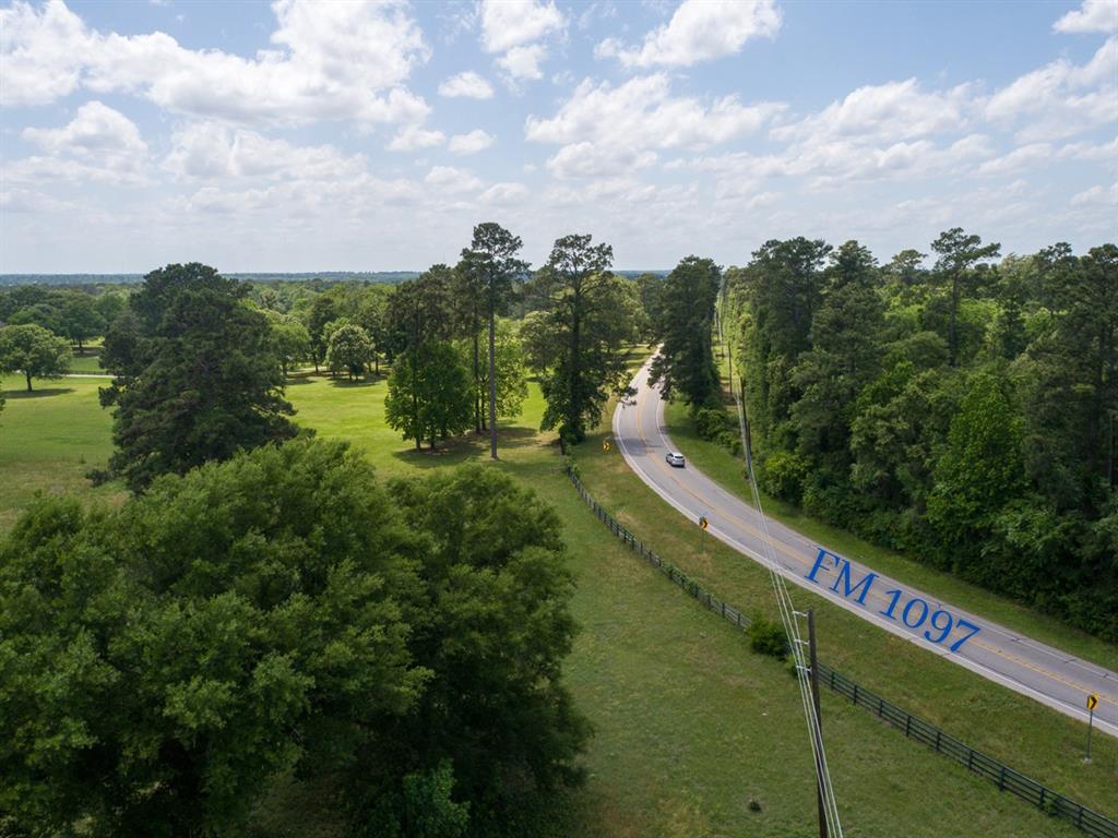 Fm 1097, Montgomery, Texas image 3