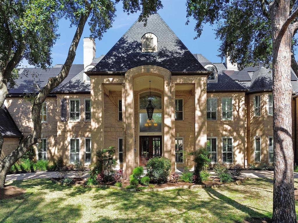 20006 Ambervine Circle