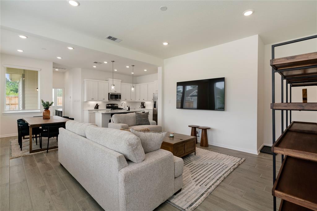603 Silver Pear Court