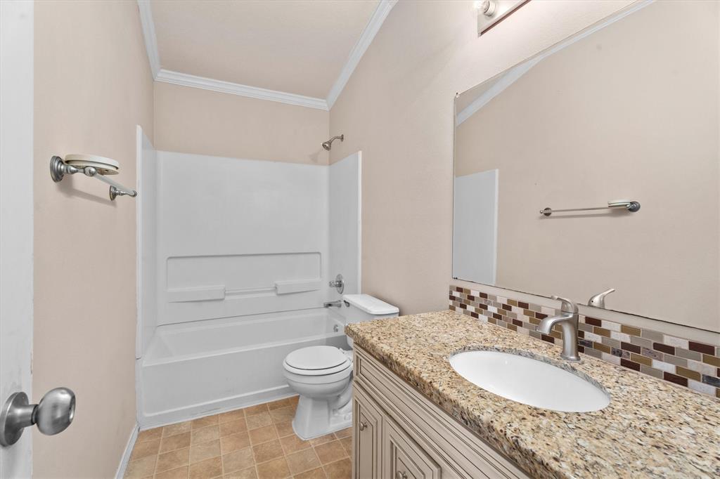 1910 Serenata Lane, Humble, Texas image 38