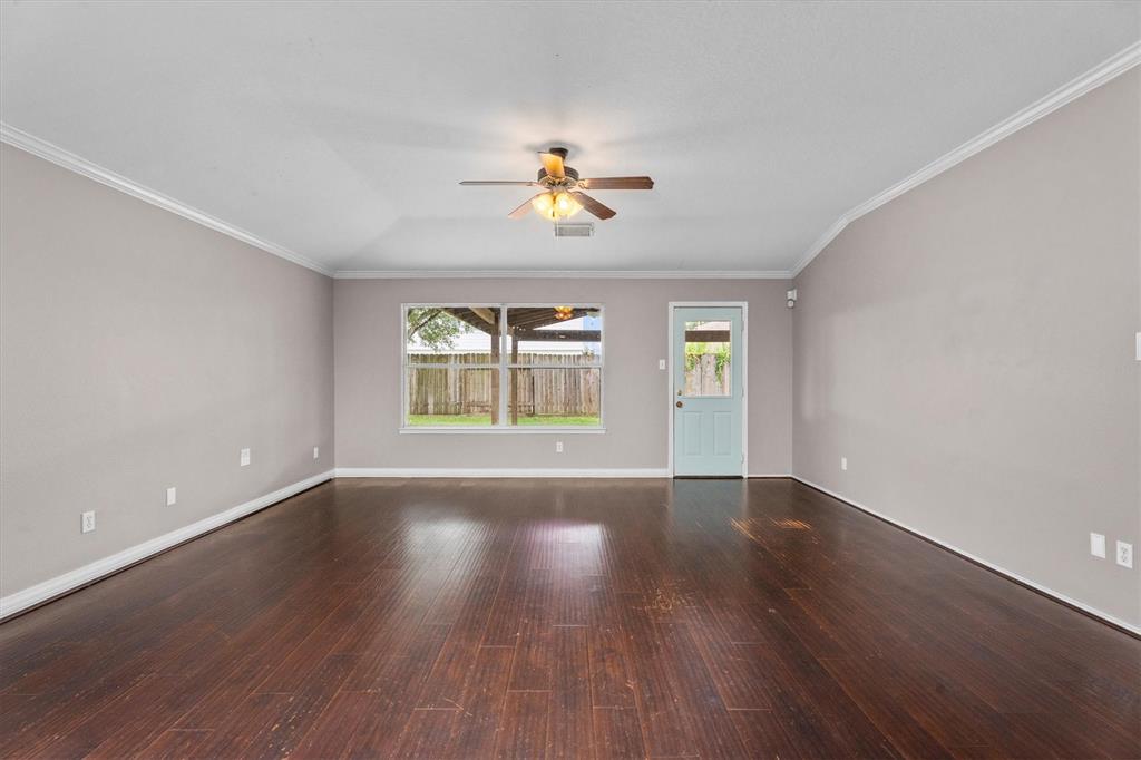 1910 Serenata Lane, Humble, Texas image 18