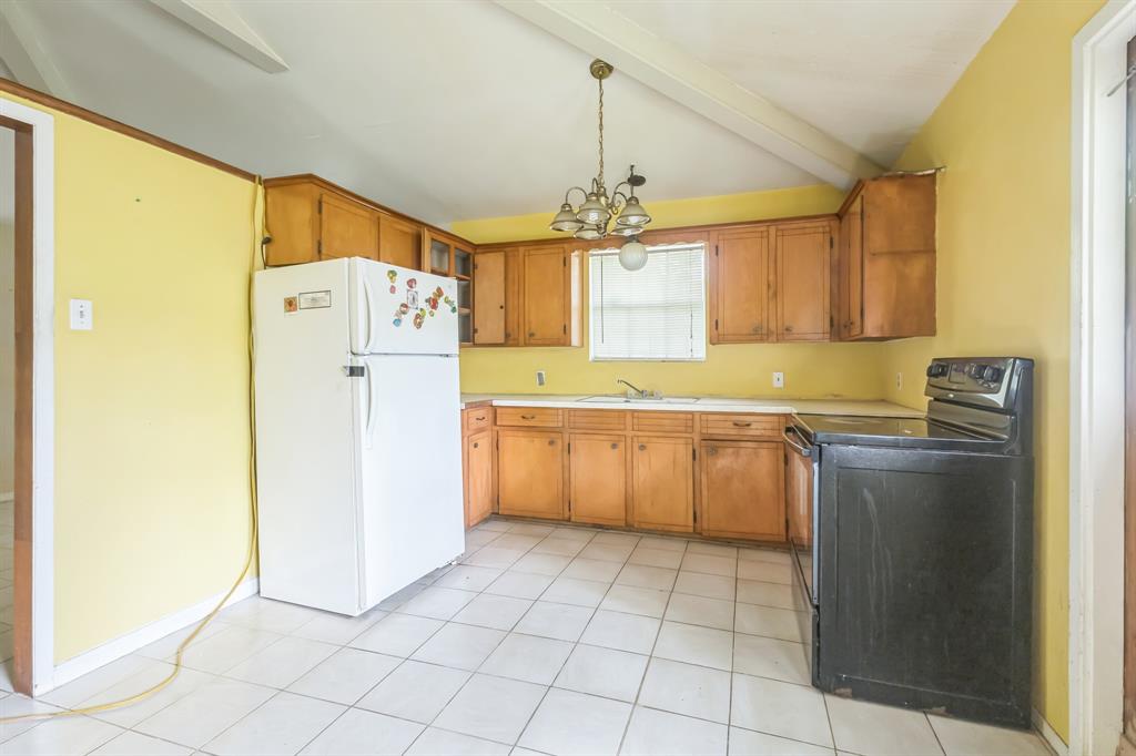 1108 Avenue, Rosenberg, Texas image 7