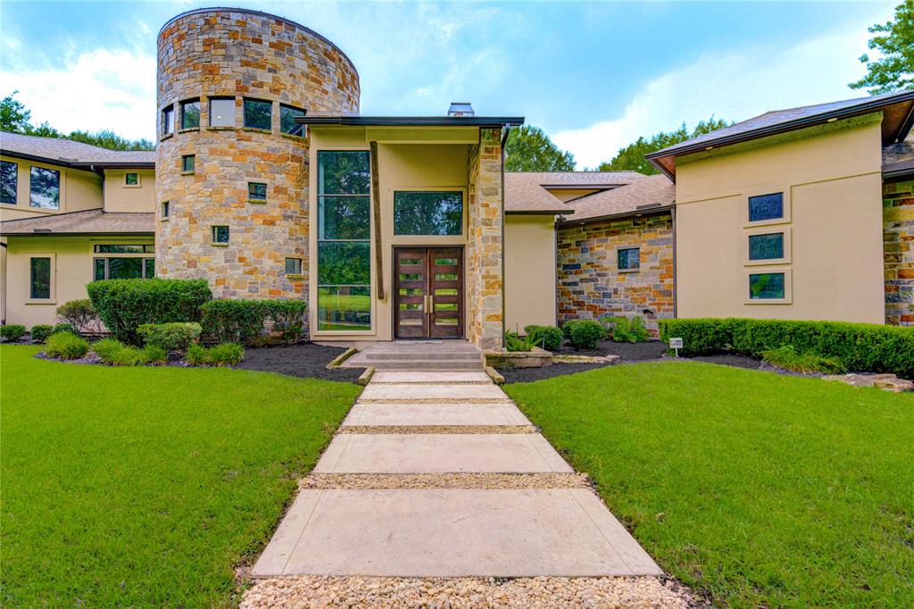 15 Huntington Woods Estates Drive