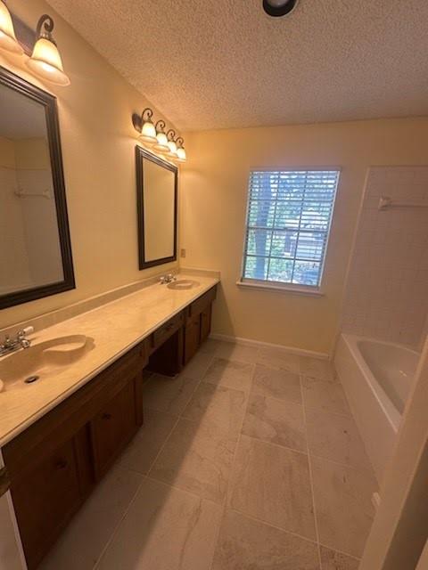 19502 Enchanted Oaks Drive, Spring, Texas image 6