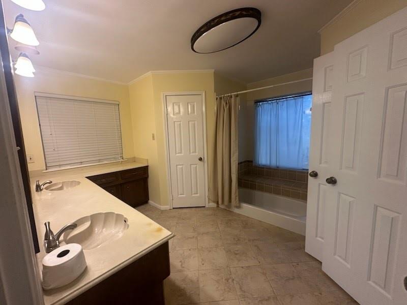 19502 Enchanted Oaks Drive, Spring, Texas image 7