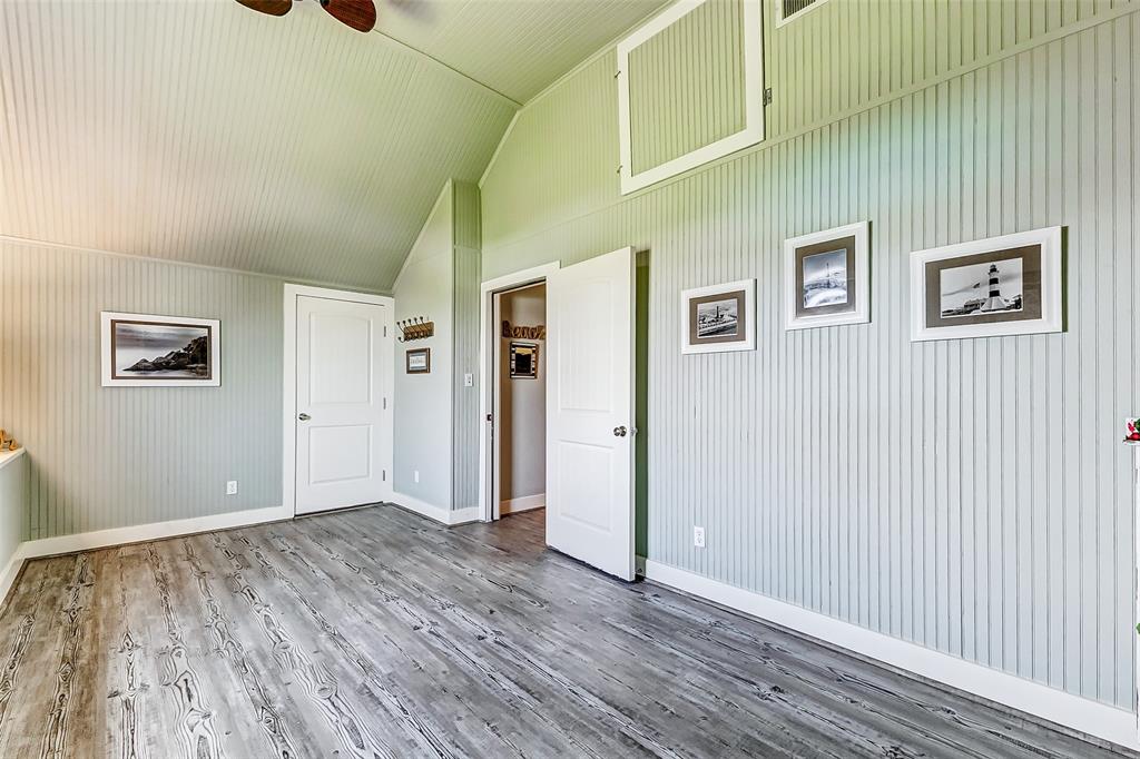 950 Seadrift Drive, Crystal Beach, Texas image 18