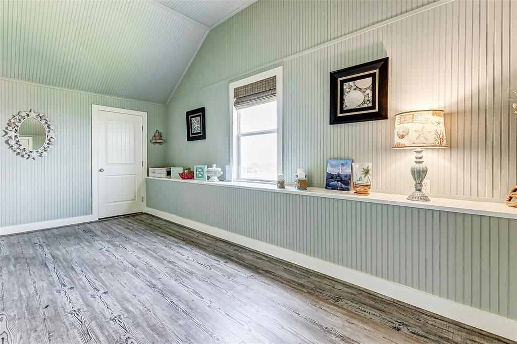 950 Seadrift Drive, Crystal Beach, Texas image 19