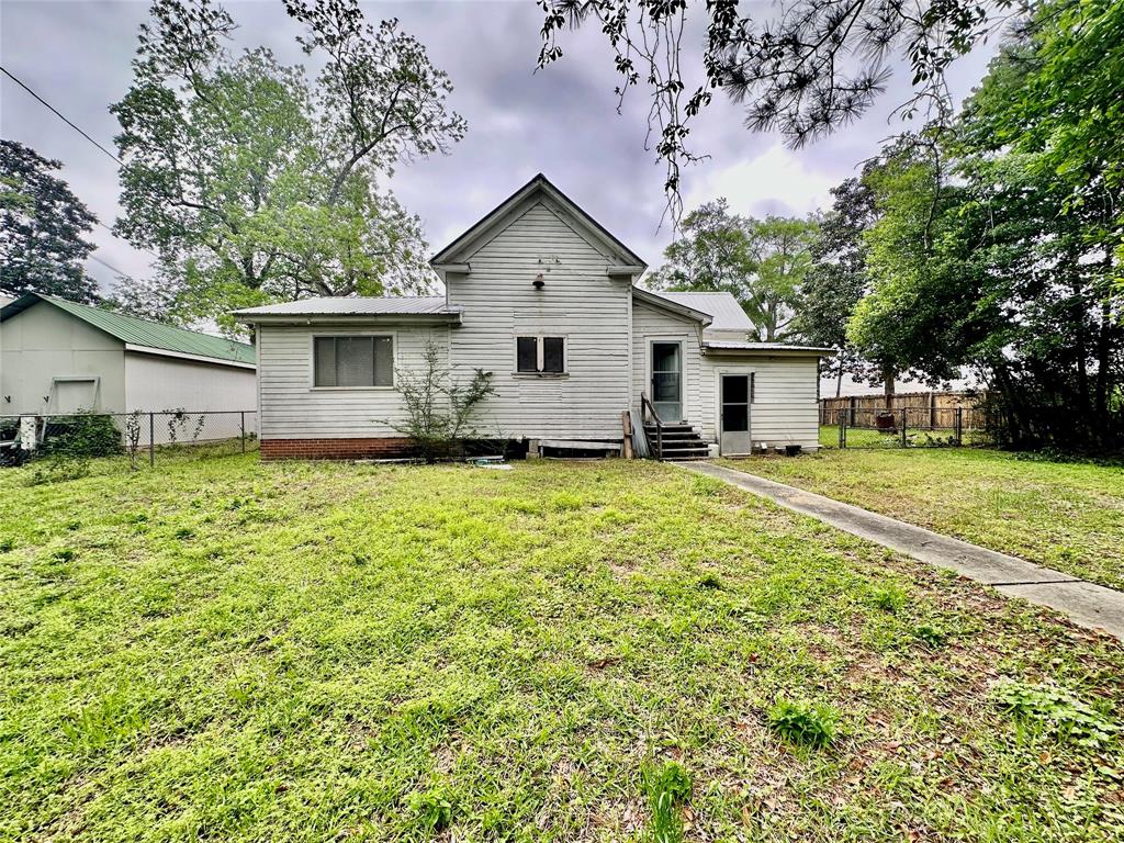 109 N Village Street, Woodville, Texas image 19